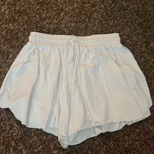 white flow shorts